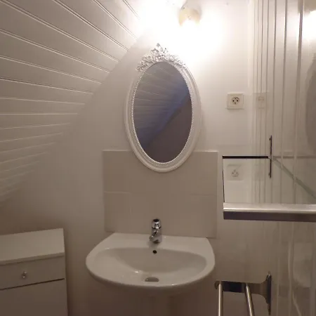 Bed & Breakfast Les Fleurs Du Mont 3*