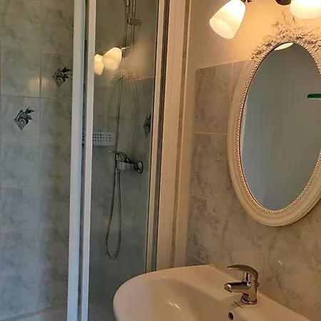 Les Fleurs Du Mont Bed & Breakfast 3*
