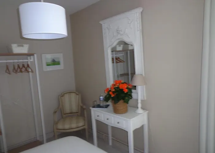 Les Fleurs Du Mont Alojamento de Acomodação e Pequeno-almoço 3*